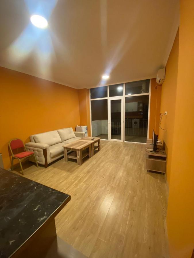 Aparthotel Mimino à Batoumi Extérieur photo