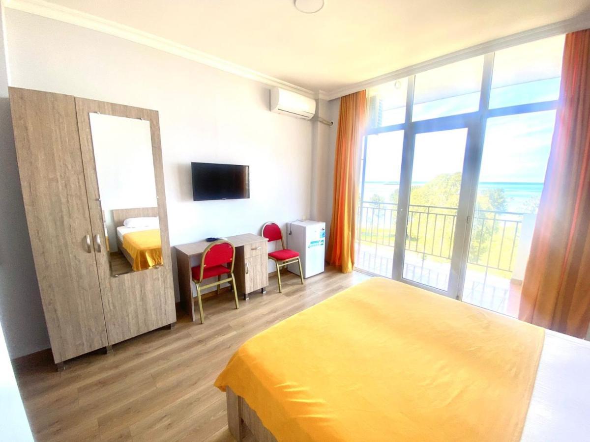 Aparthotel Mimino à Batoumi Extérieur photo