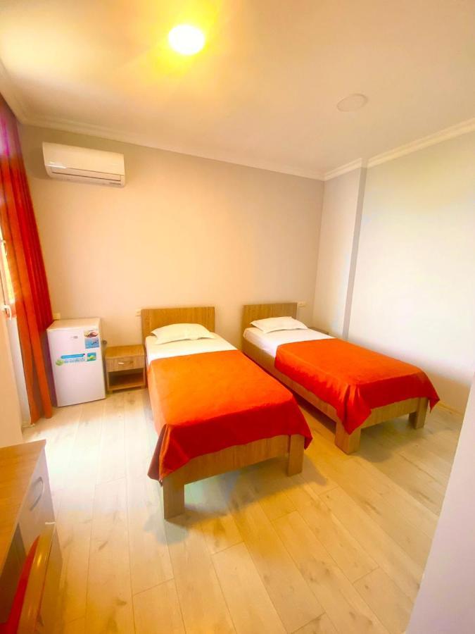 Aparthotel Mimino à Batoumi Extérieur photo