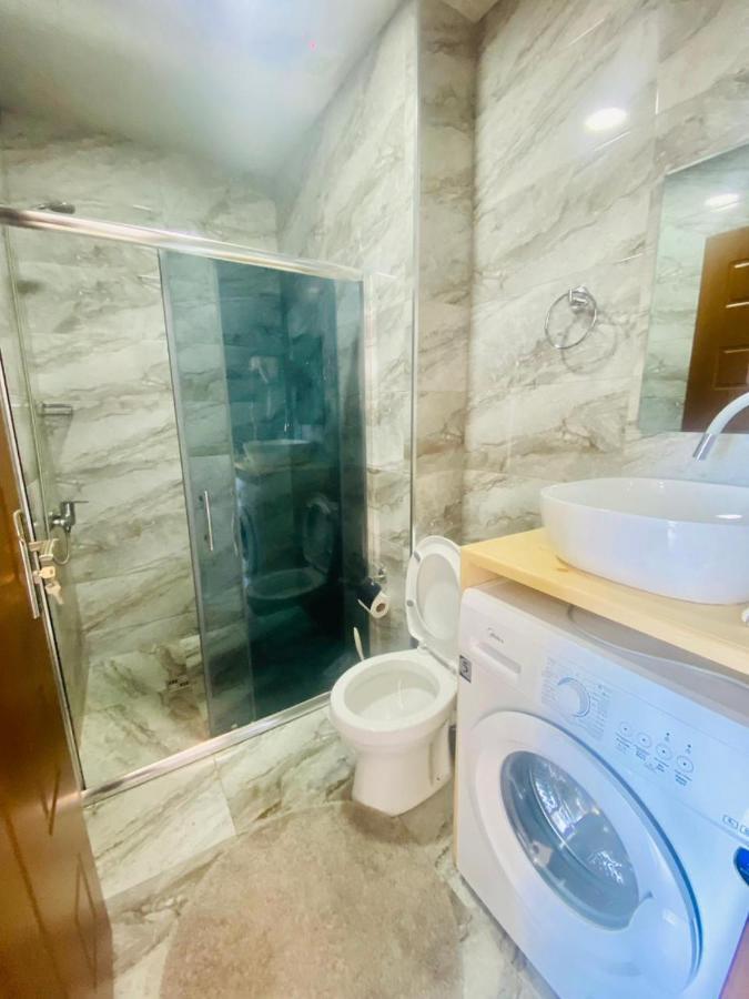Aparthotel Mimino à Batoumi Extérieur photo